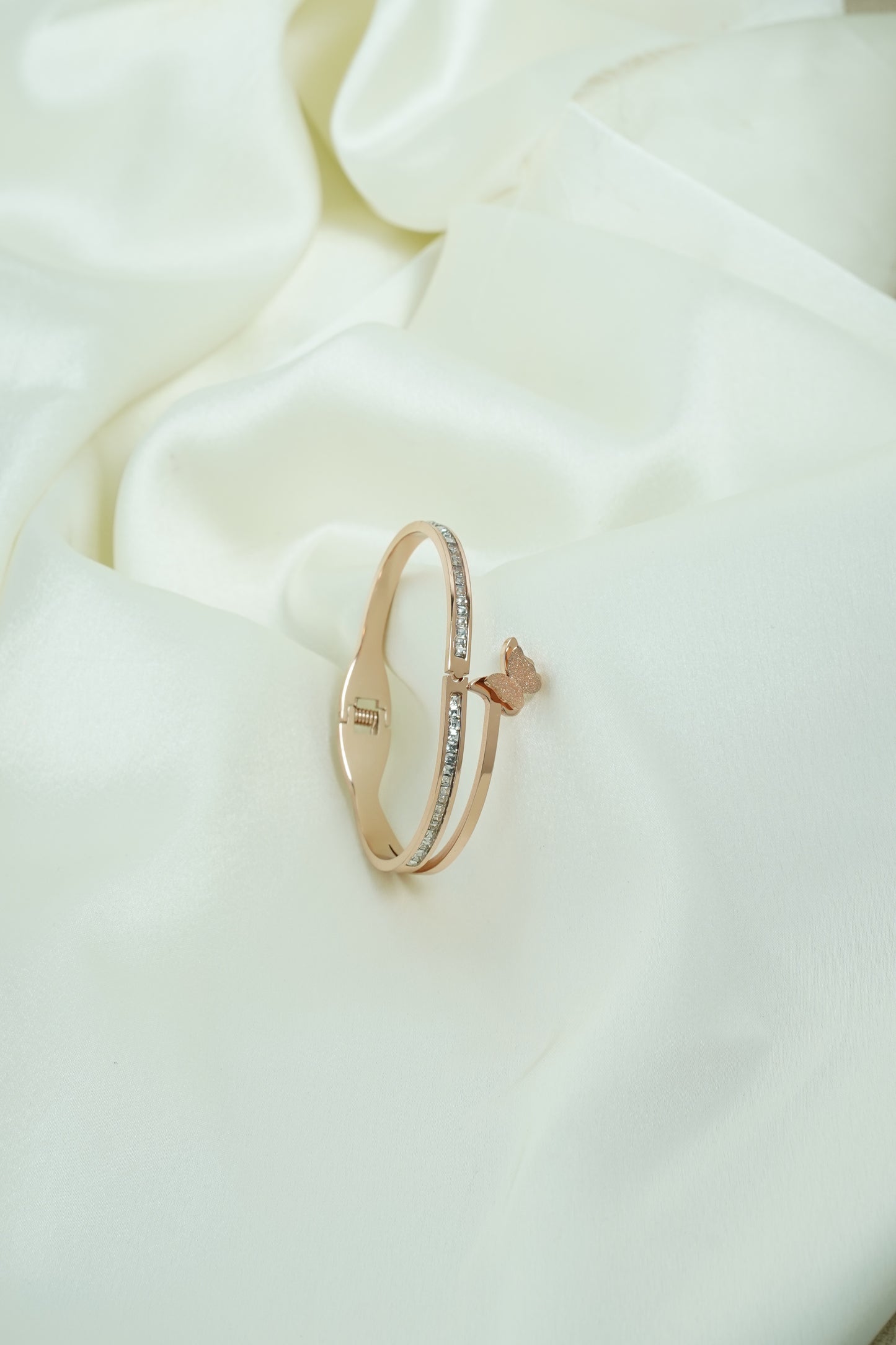 Flying Butterfly rose gold