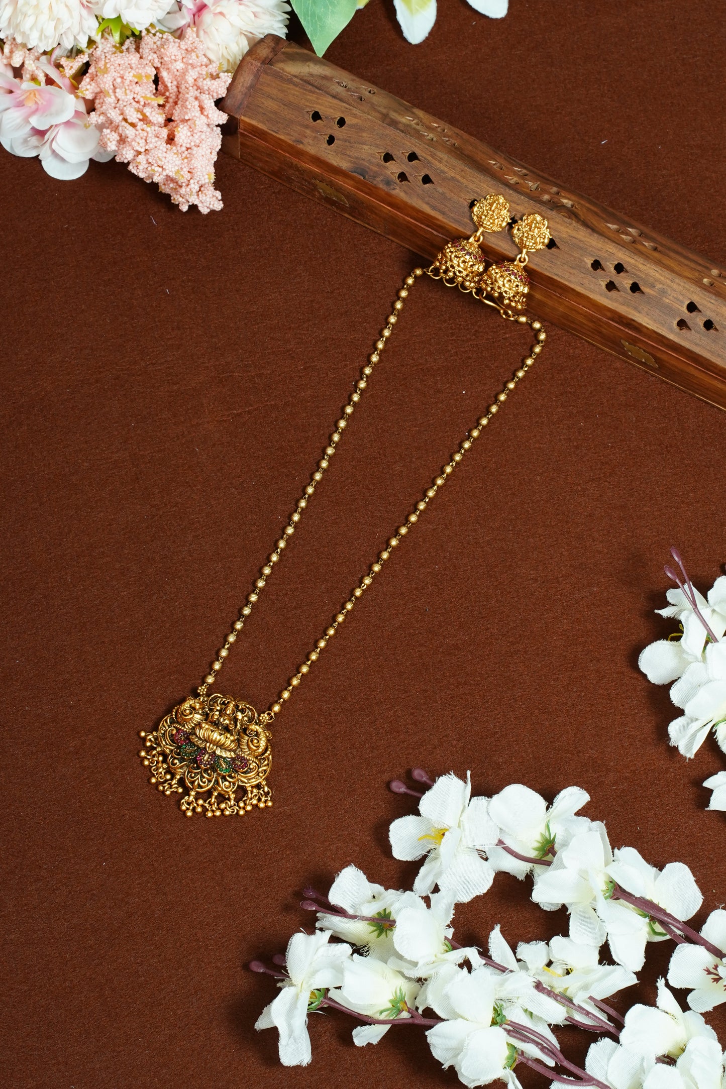 Lakshmi ball chain (mid length )