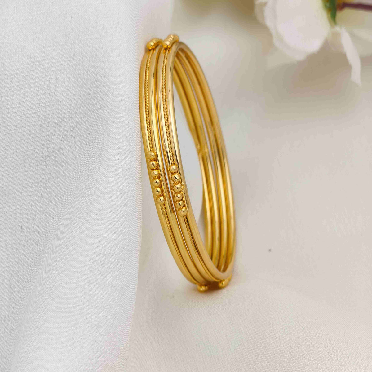 Ball Thread bangle