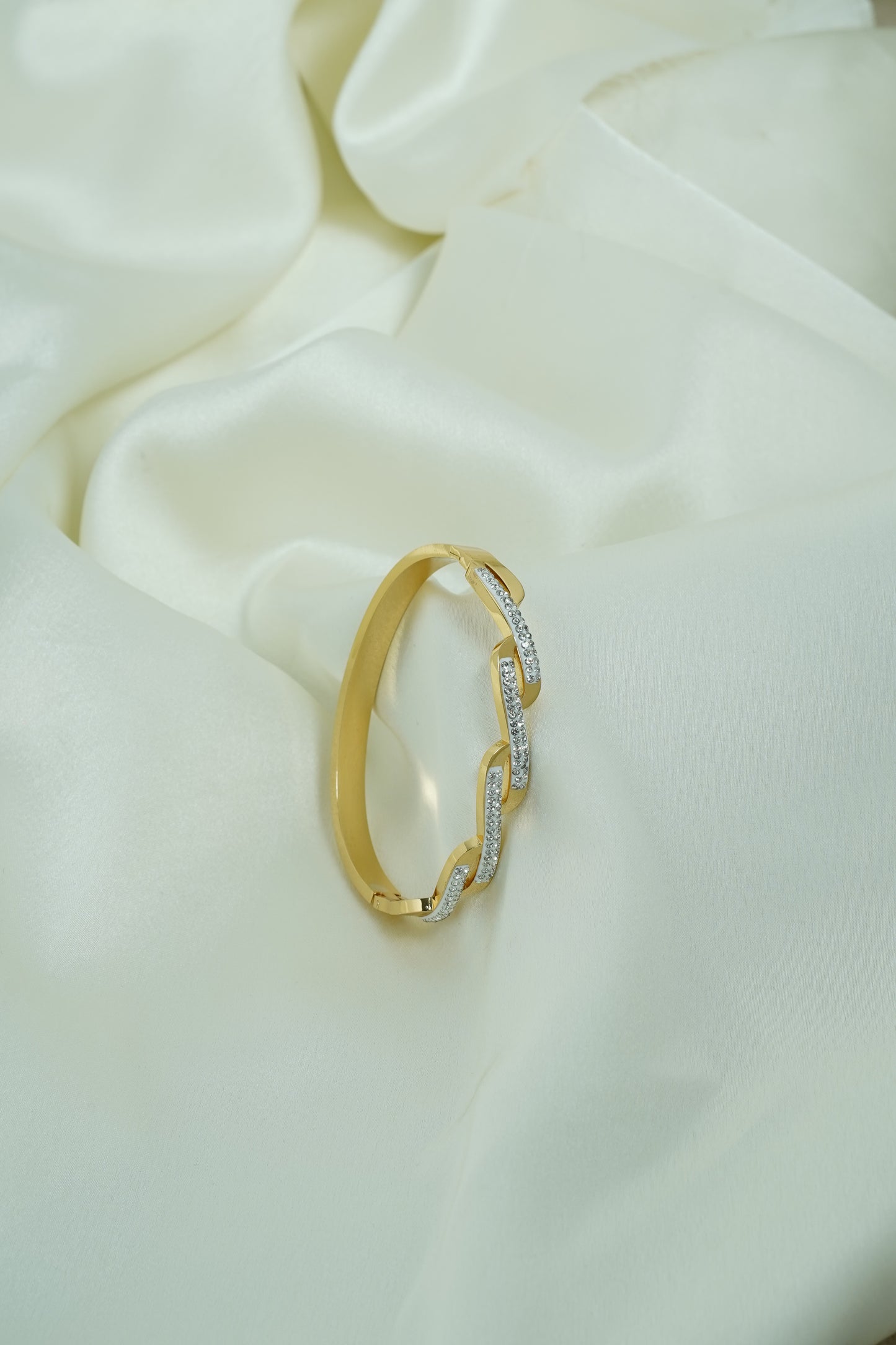 Twist Gold