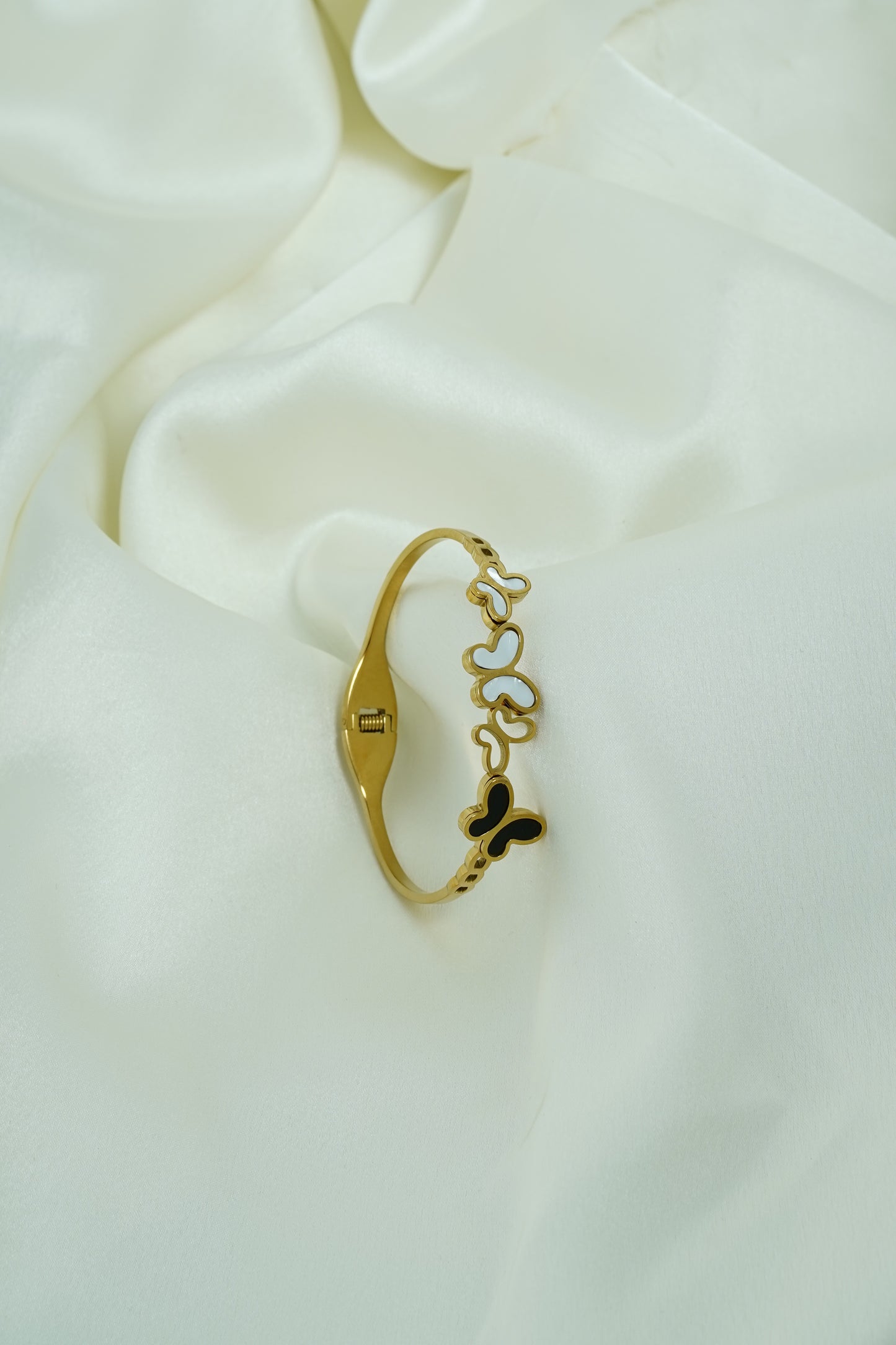 Five butterfly gold
