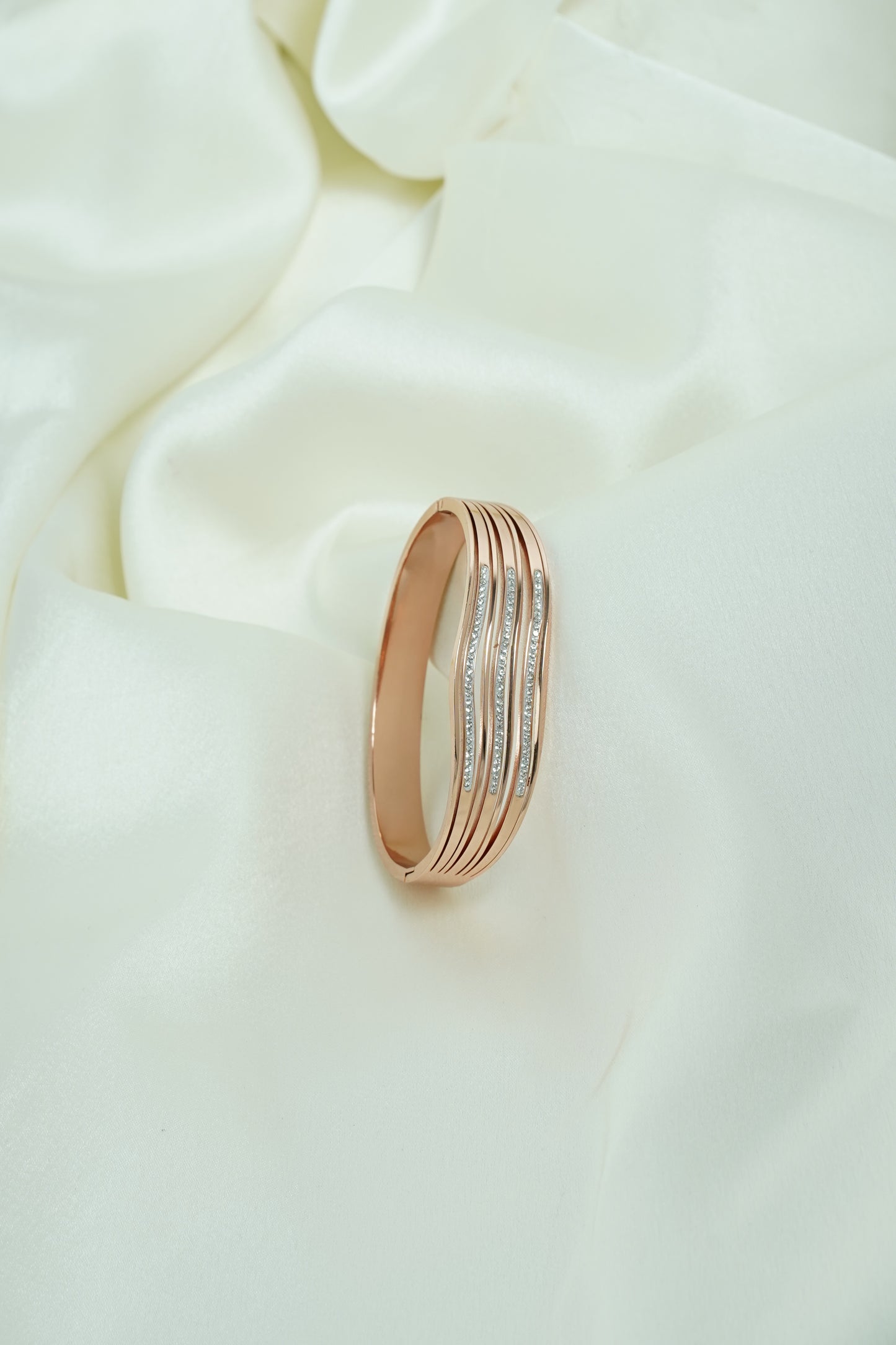 Three Wave rose gold