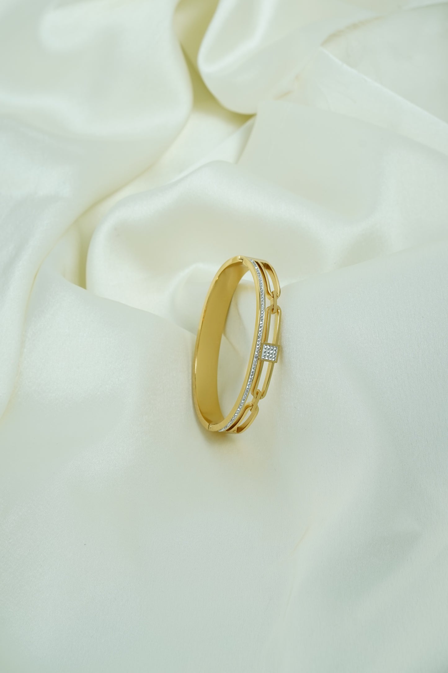 Knot gold