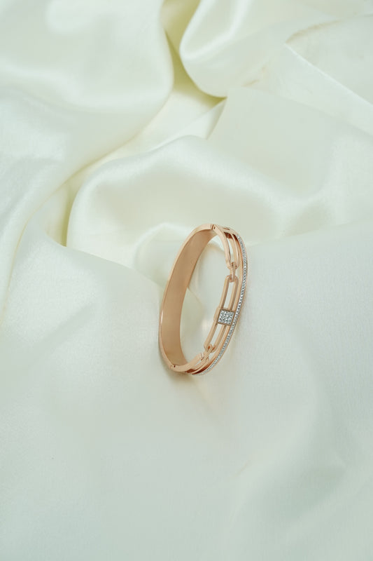 Knot rose gold