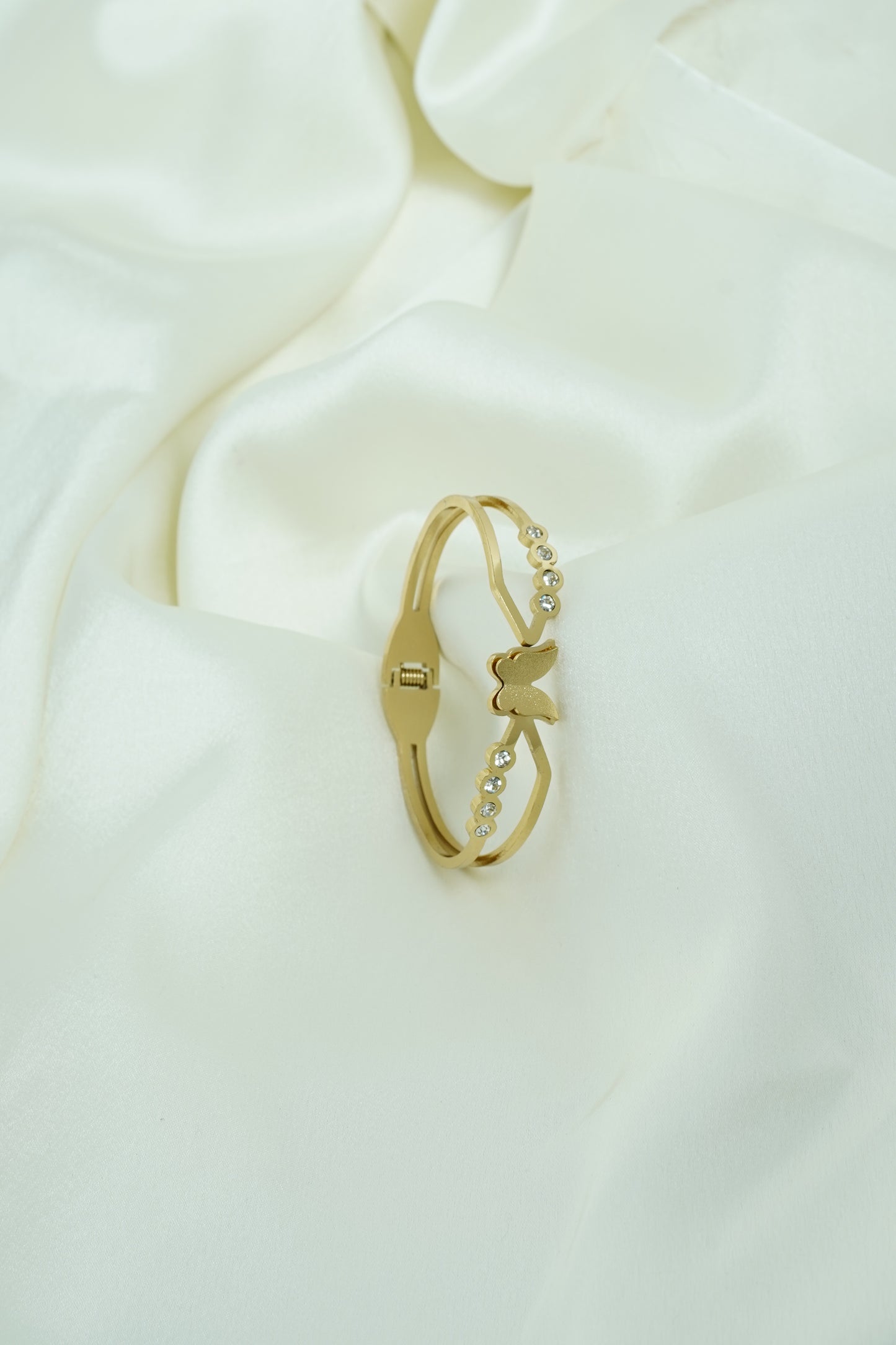 Trendy Butterfly gold