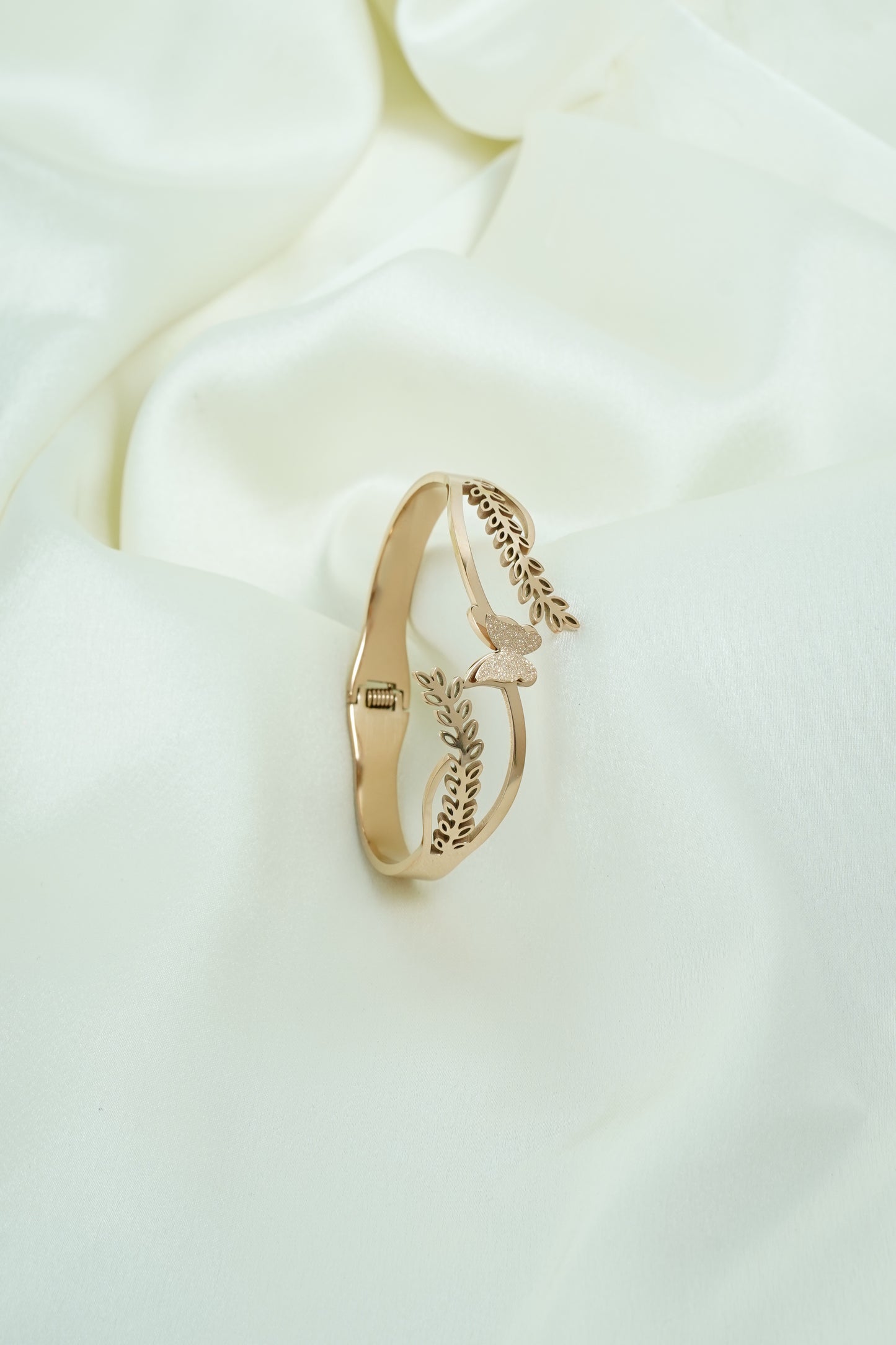 Leaf butterfly rose gold