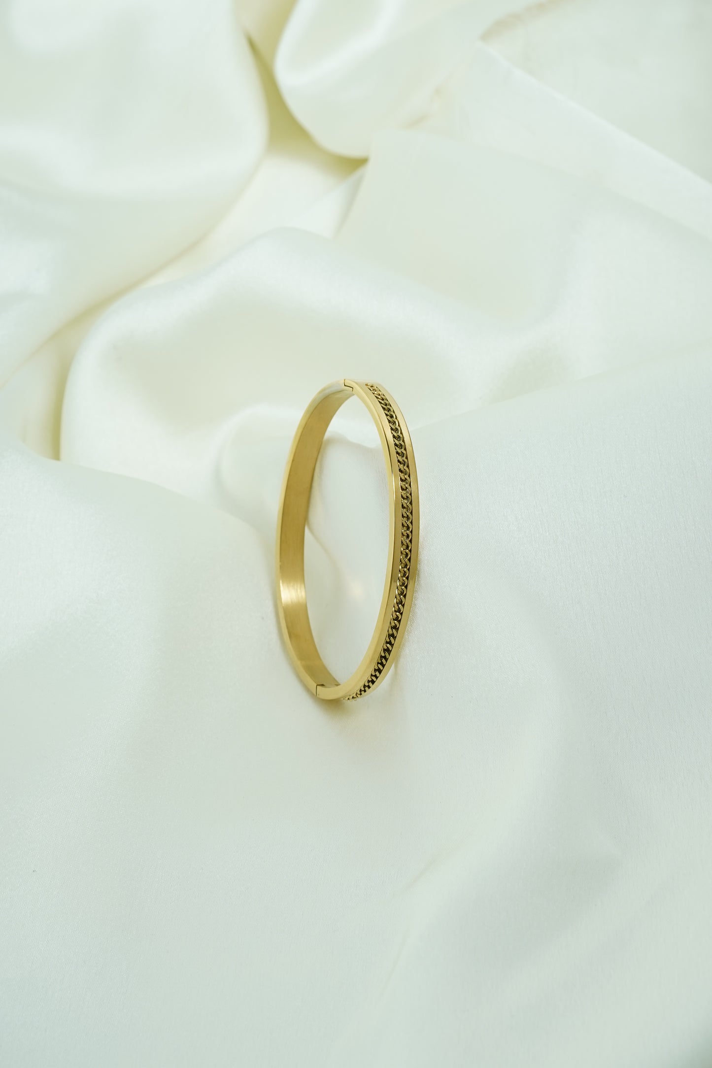 Chain line gold
