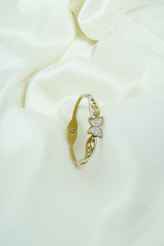 Elite butterfly gold