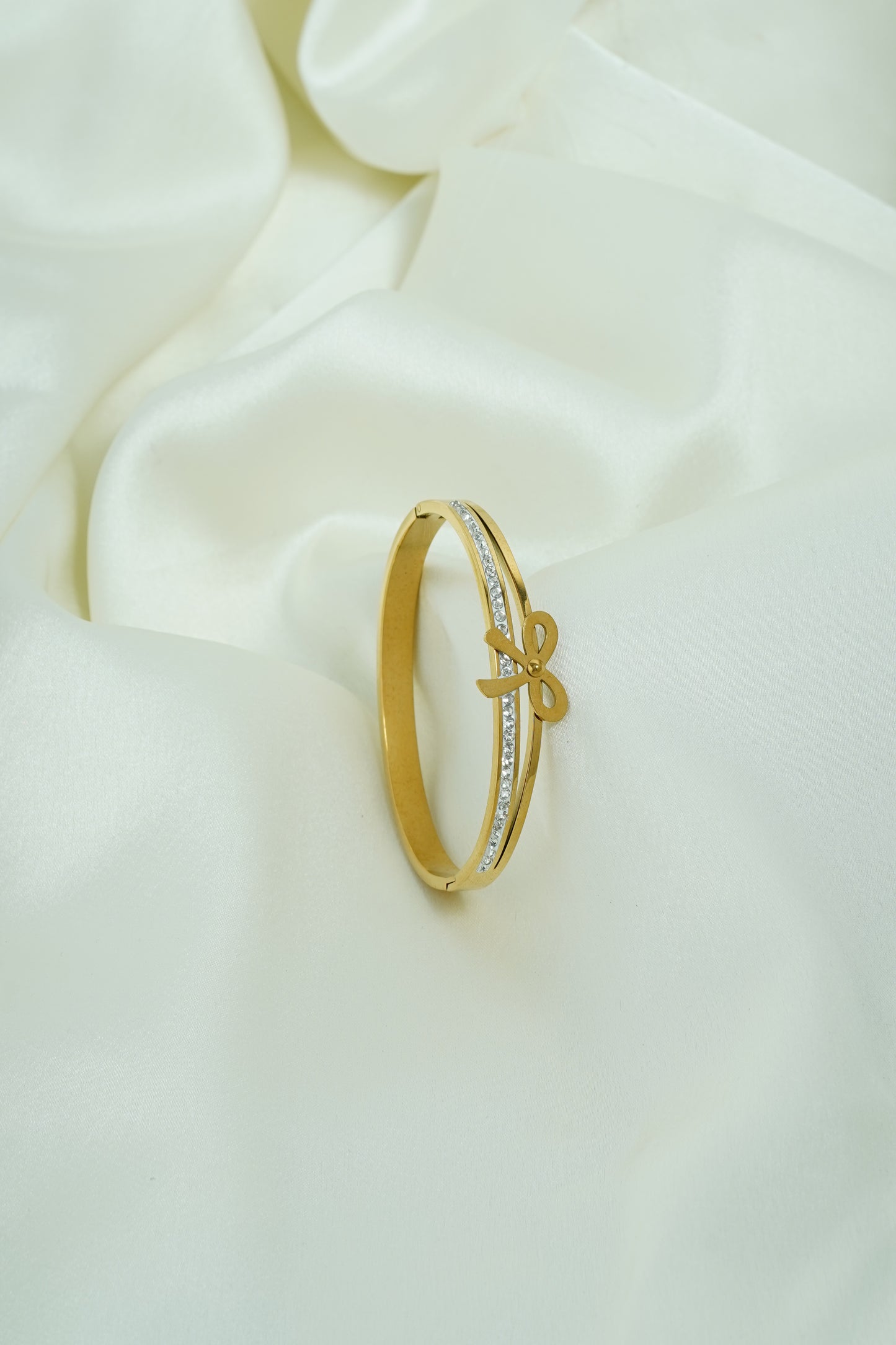 Bow Gold