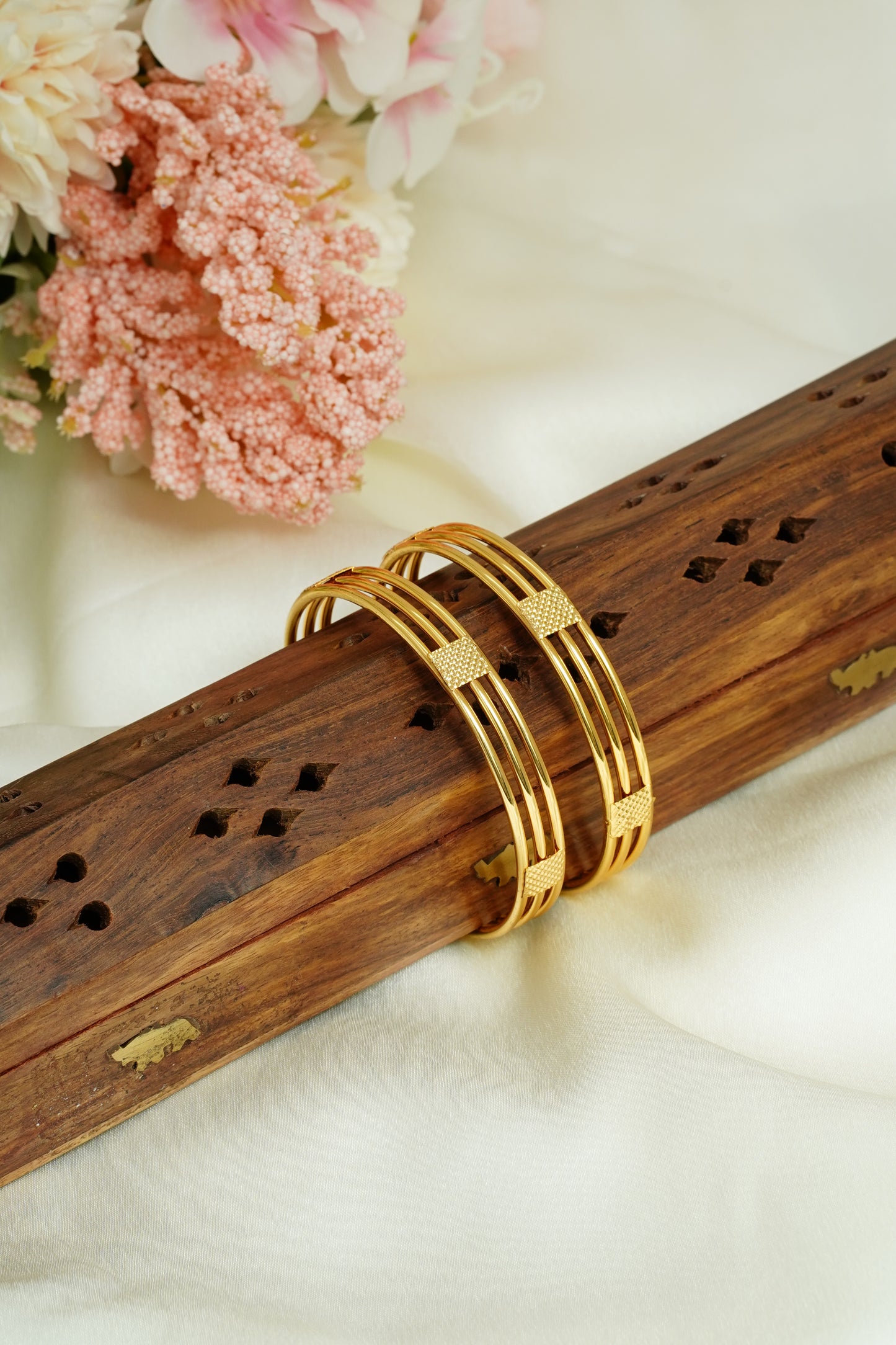 Three layer bangle
