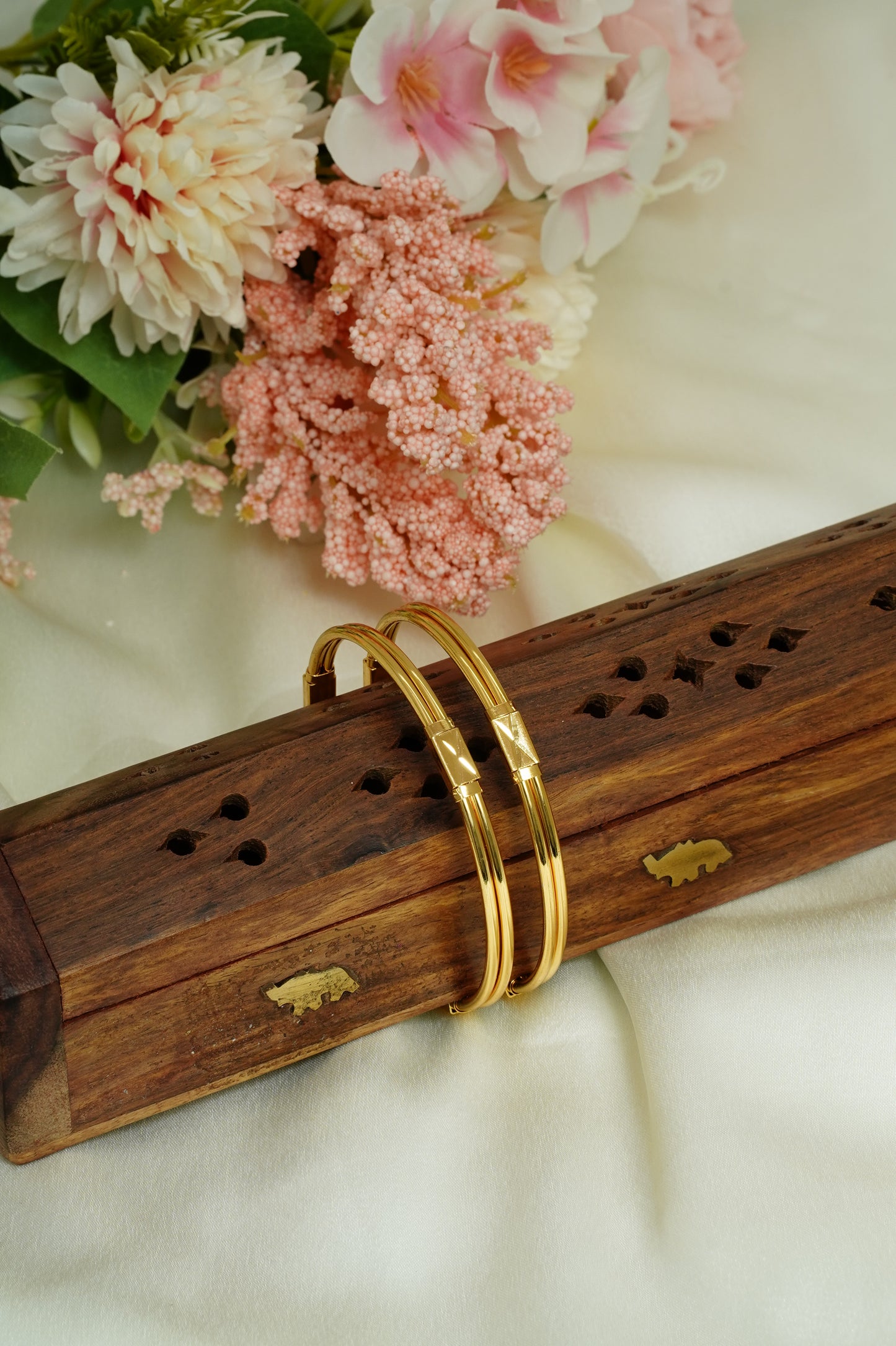 Two line X bangle