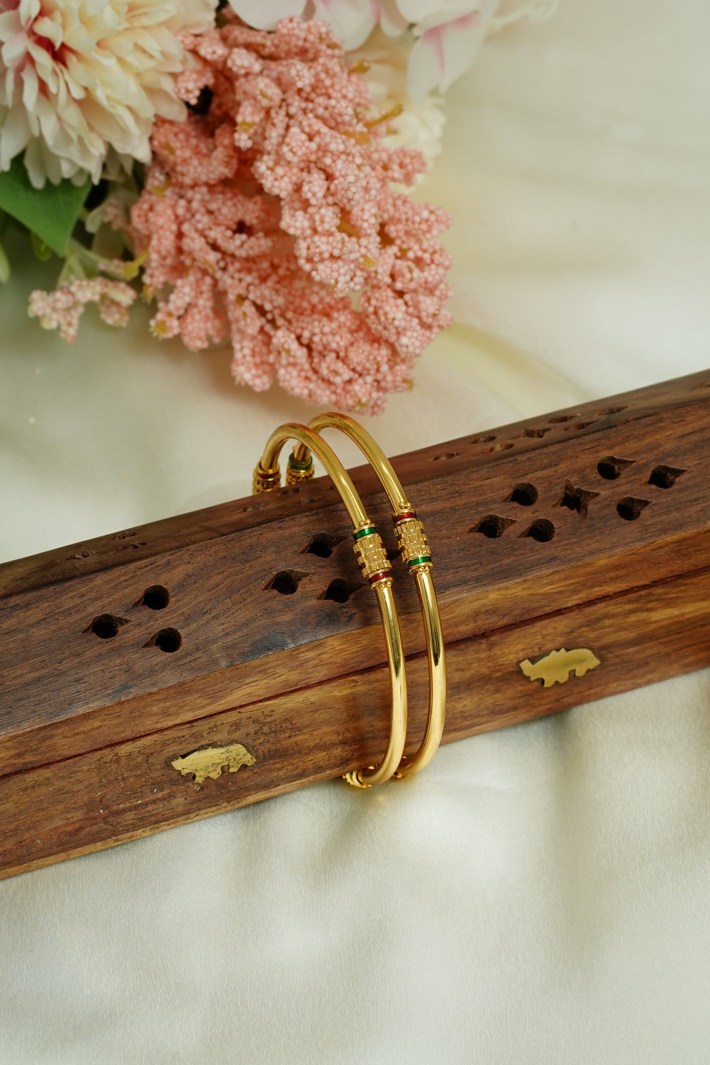 Red and green enamel bangle