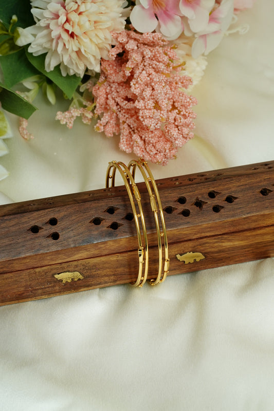 Two line tube cut bangle