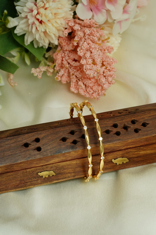 Wheat uncut diamond bangle