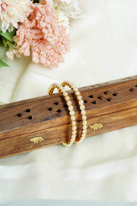 Uncut pearl bangle