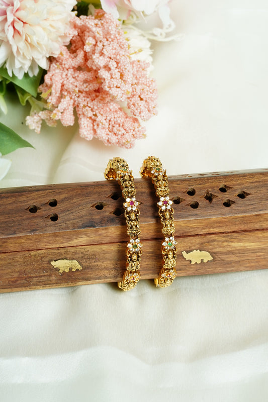 Flower lakshmi nakashi bangle