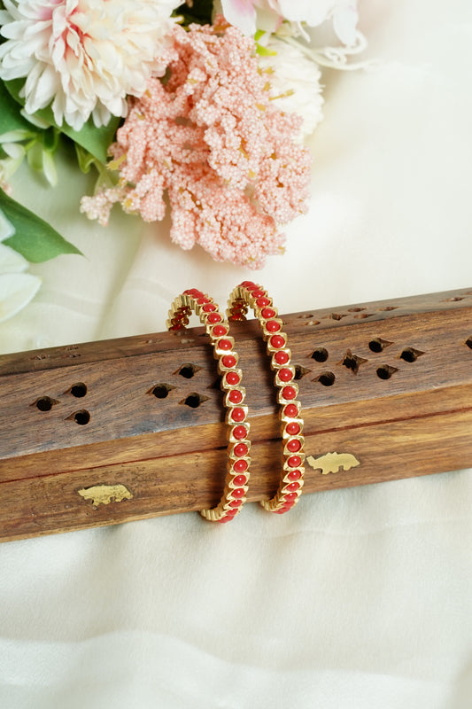 Leaf coral bangle