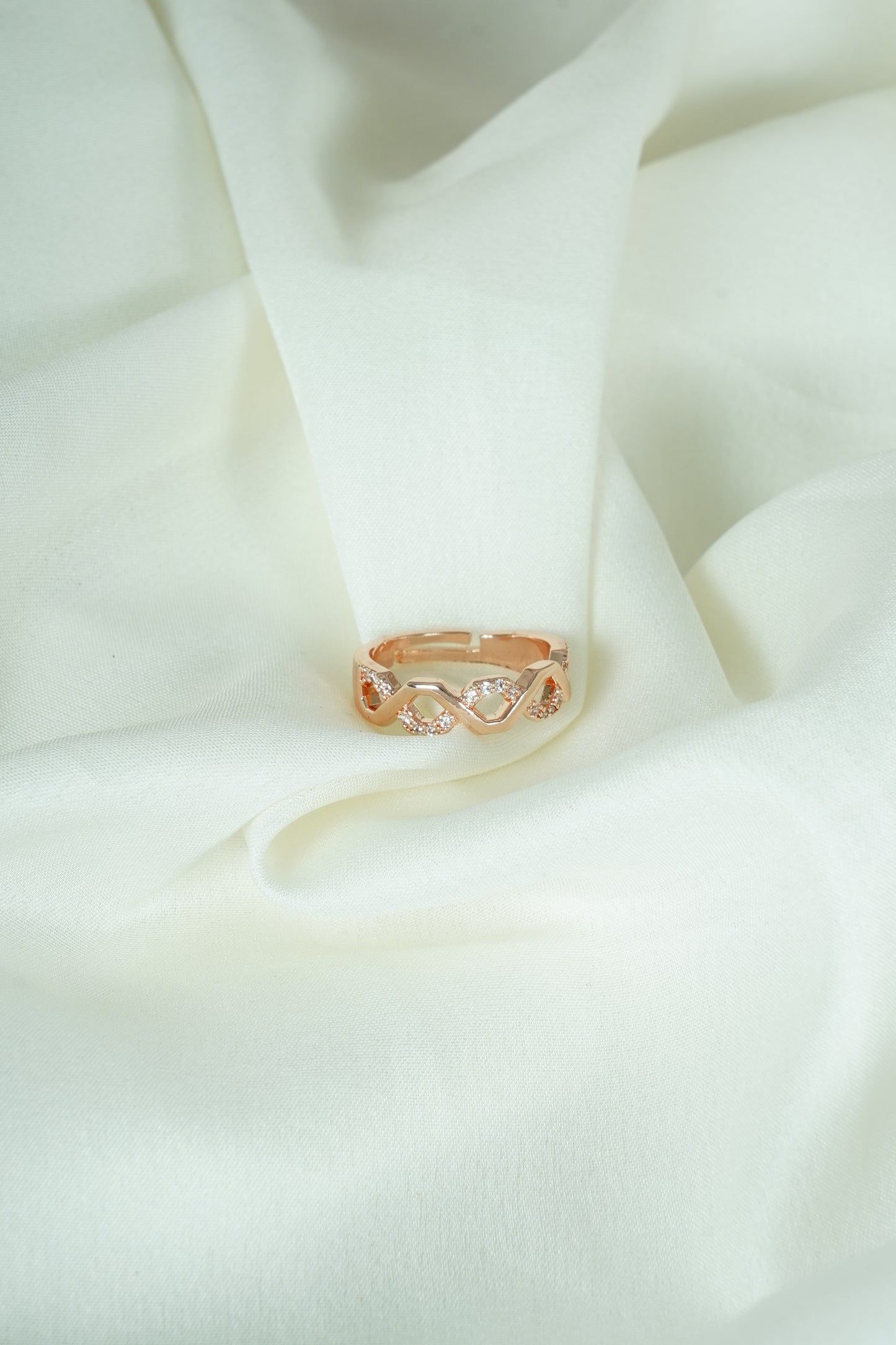 Infinity Rose(Adjustable)