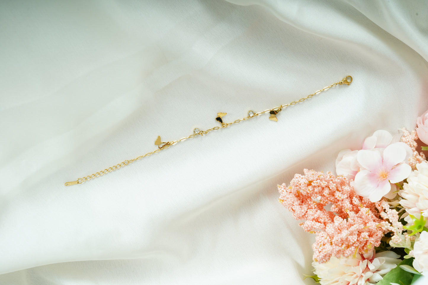 Hanging butterfly bracelets