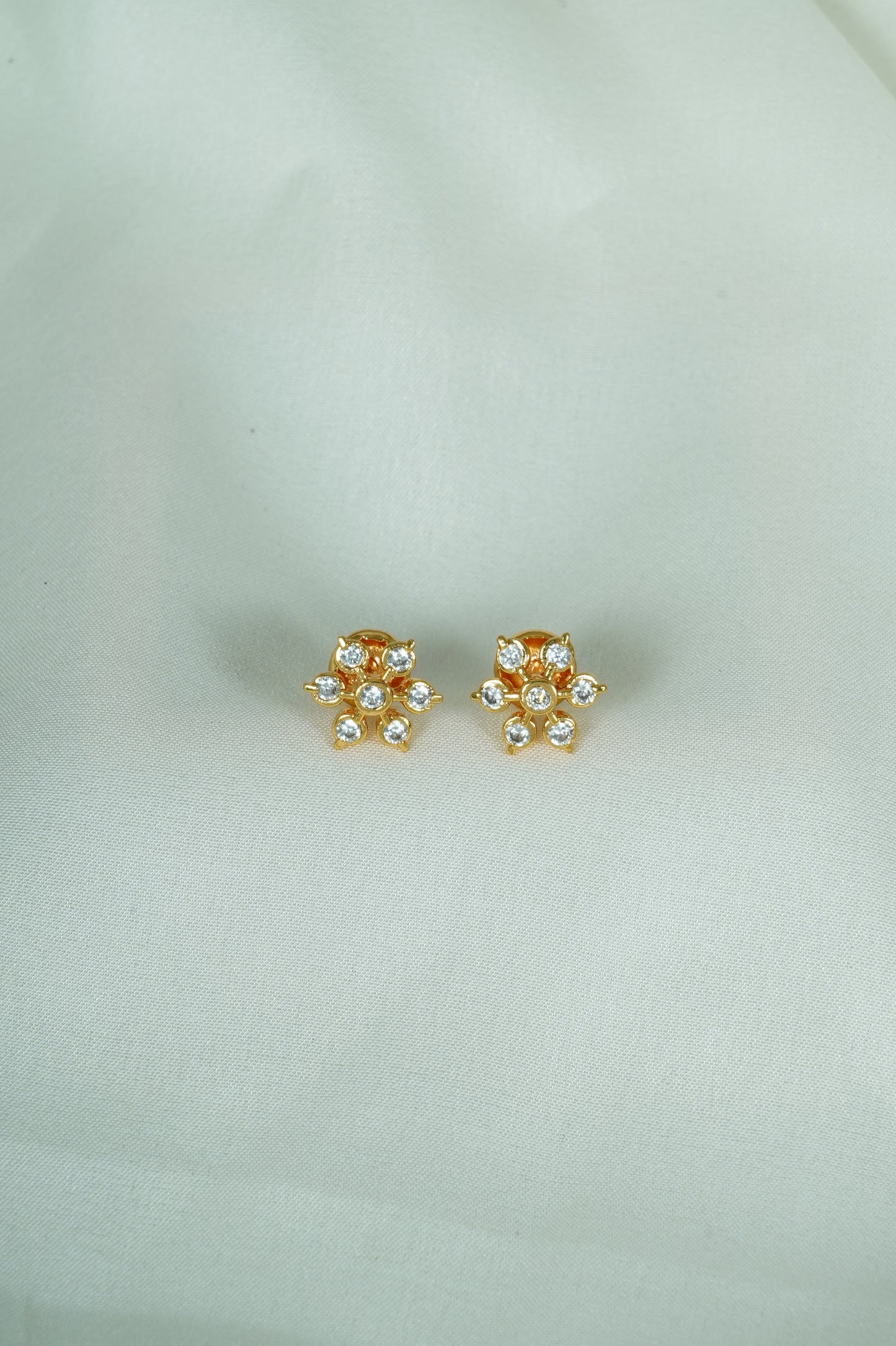Seven stone Diamond