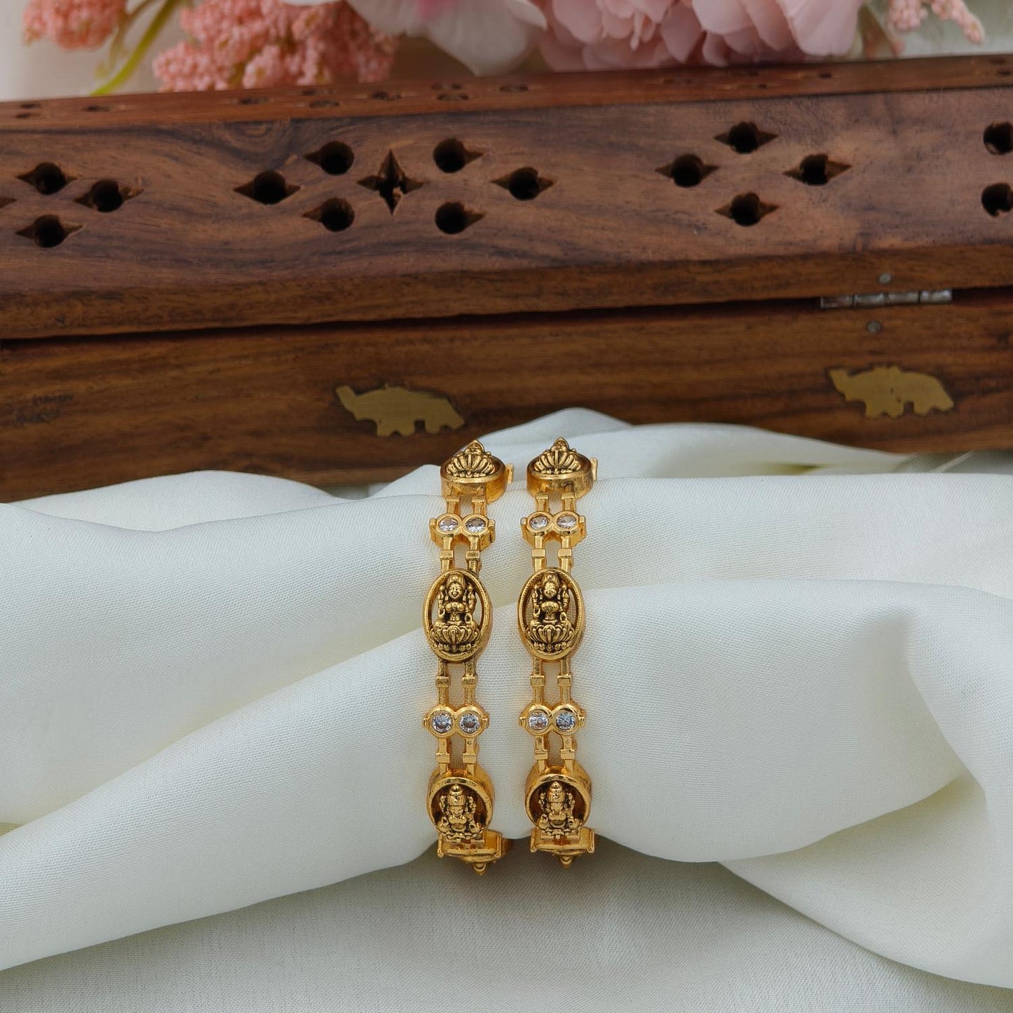 Royal nakshi kids bangle