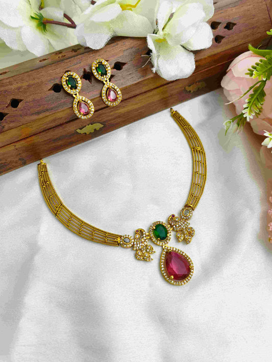 Royal kandi necklace