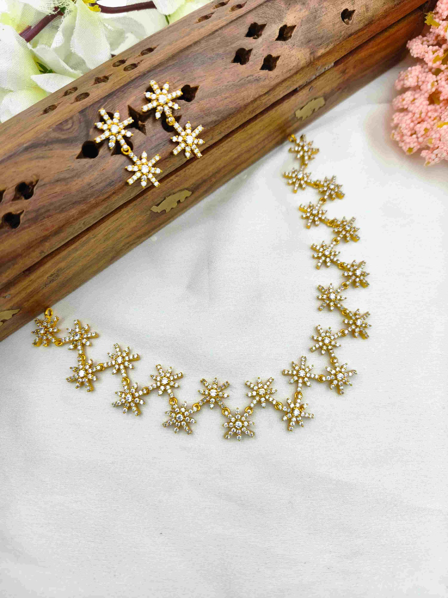 Grand elegance necklace