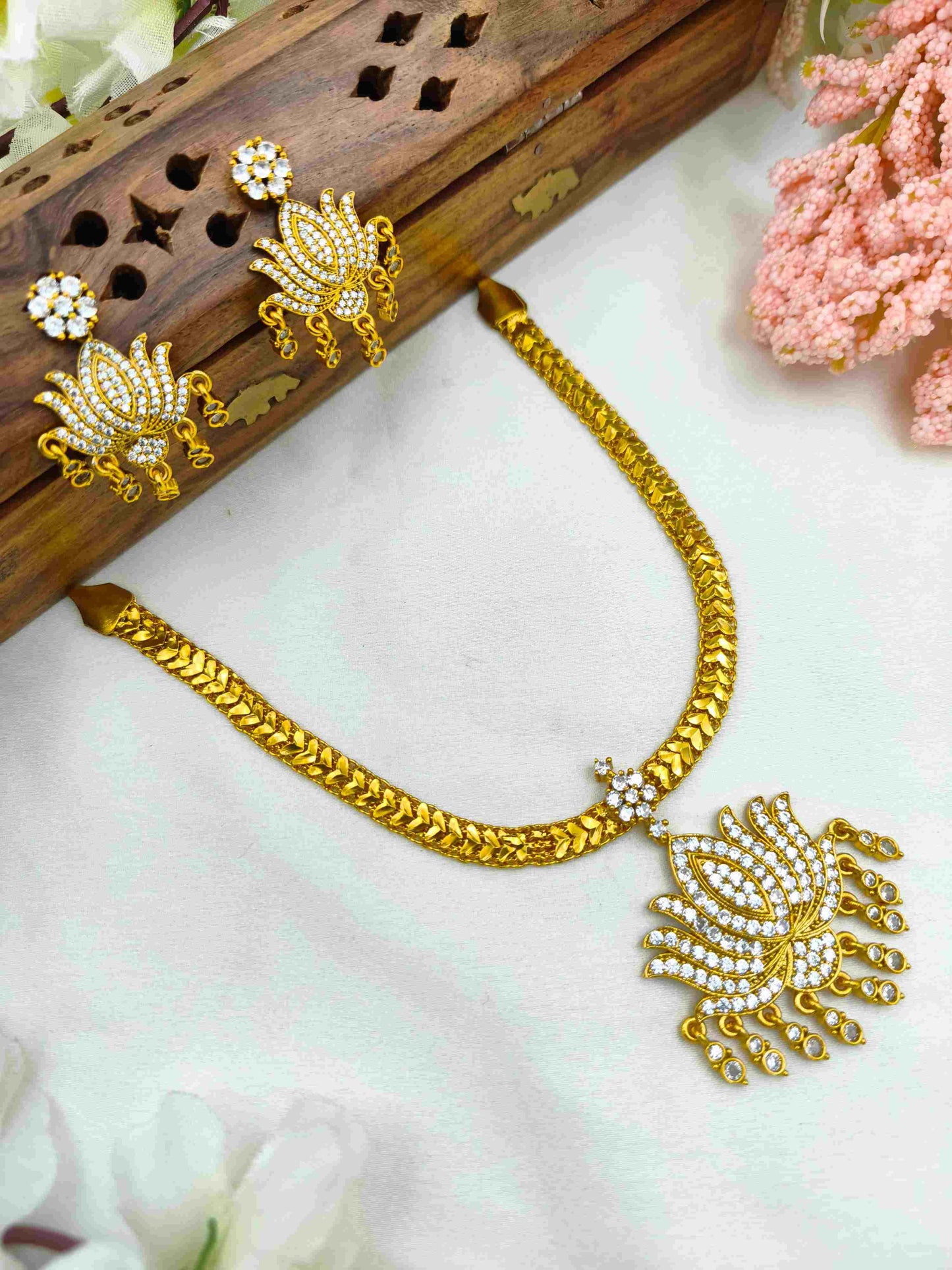 Vintage lotus necklace
