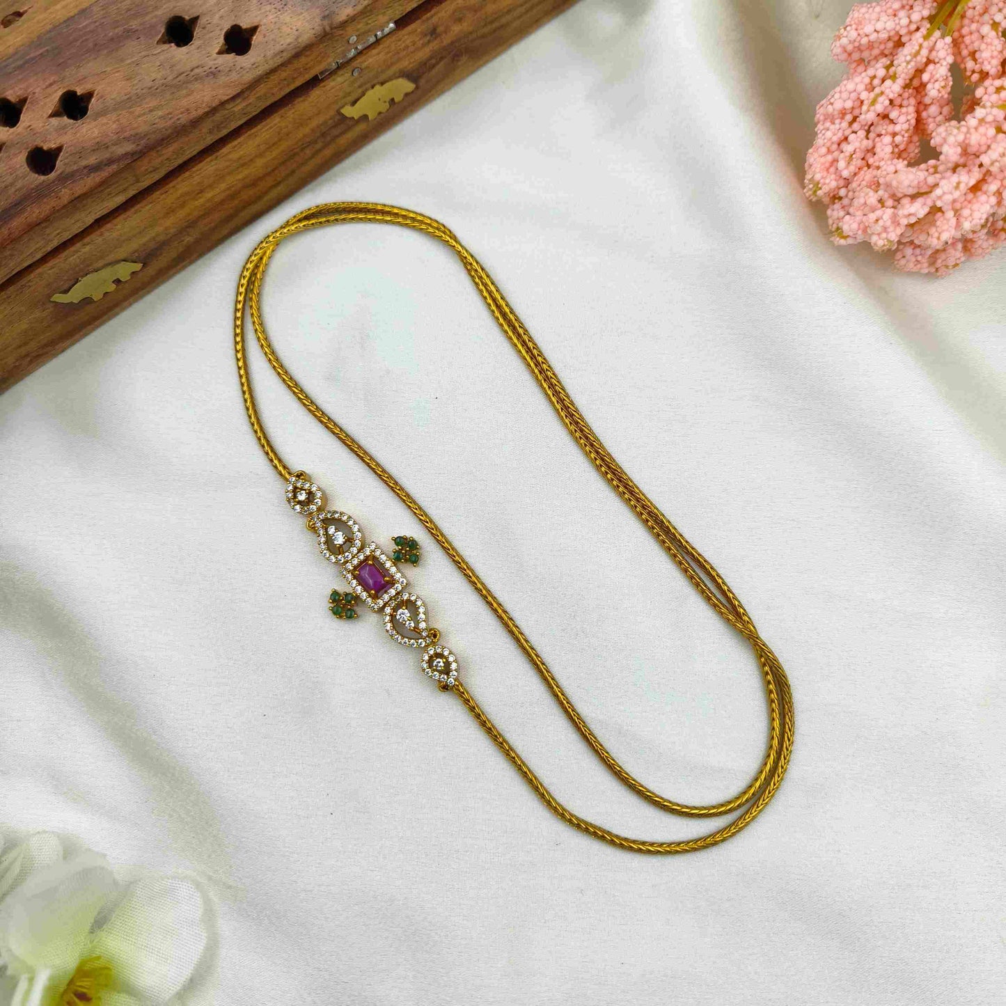 Trendy multi mop chain