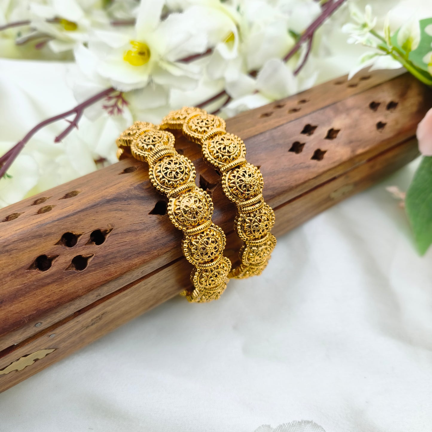 Royal heritage bangle