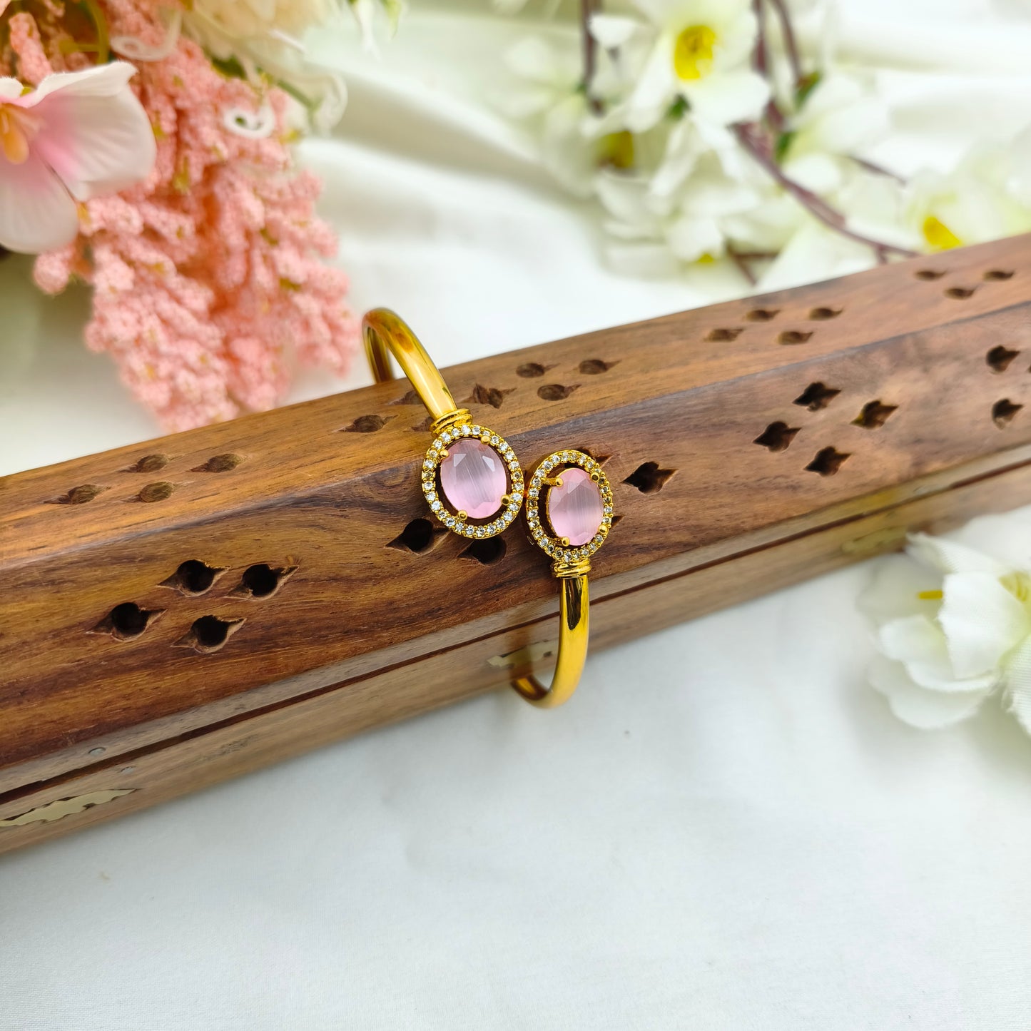 Trendy adjustable kada