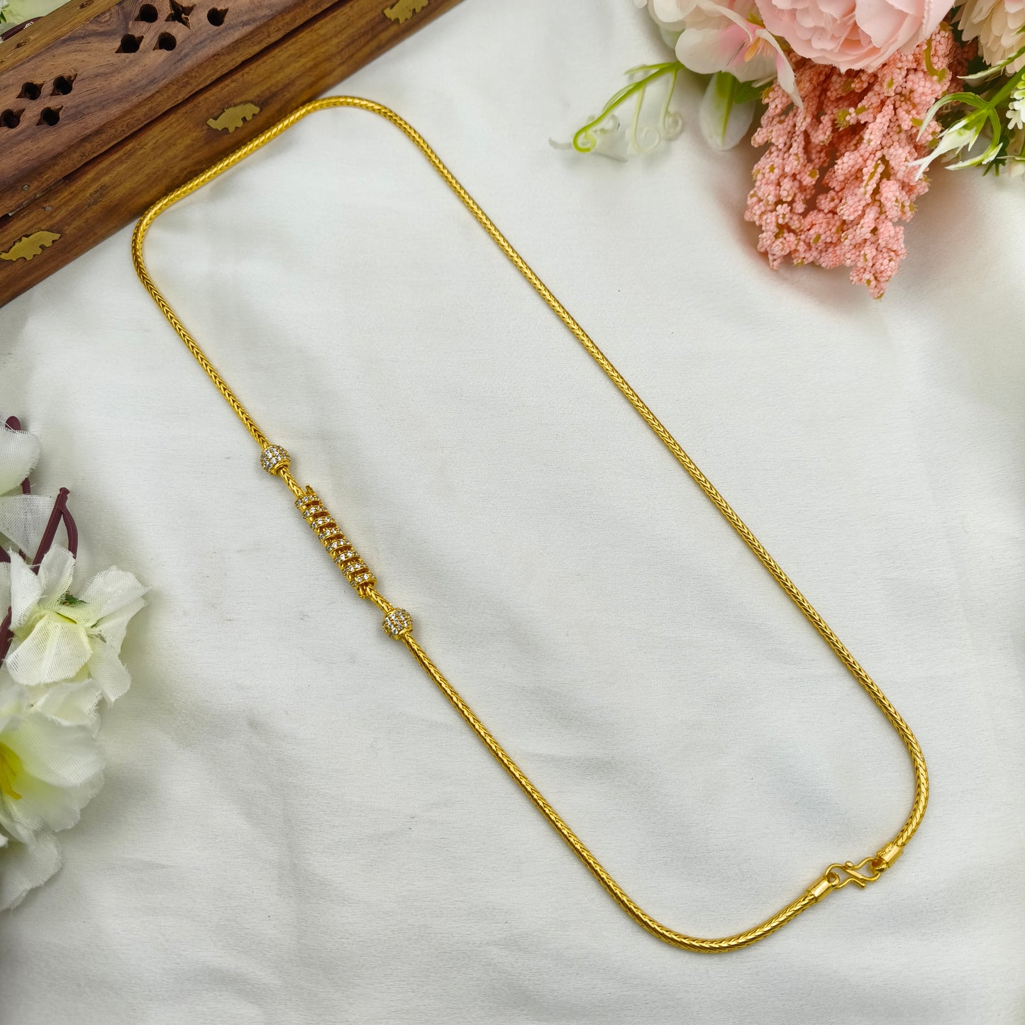 Dot spiral mop chain
