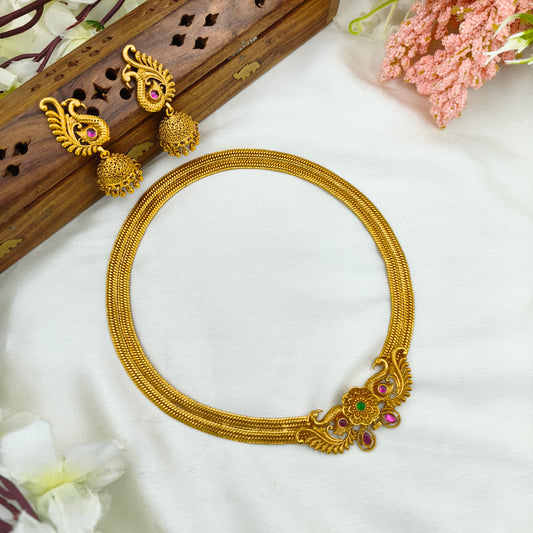 Screw peacock hasli necklace