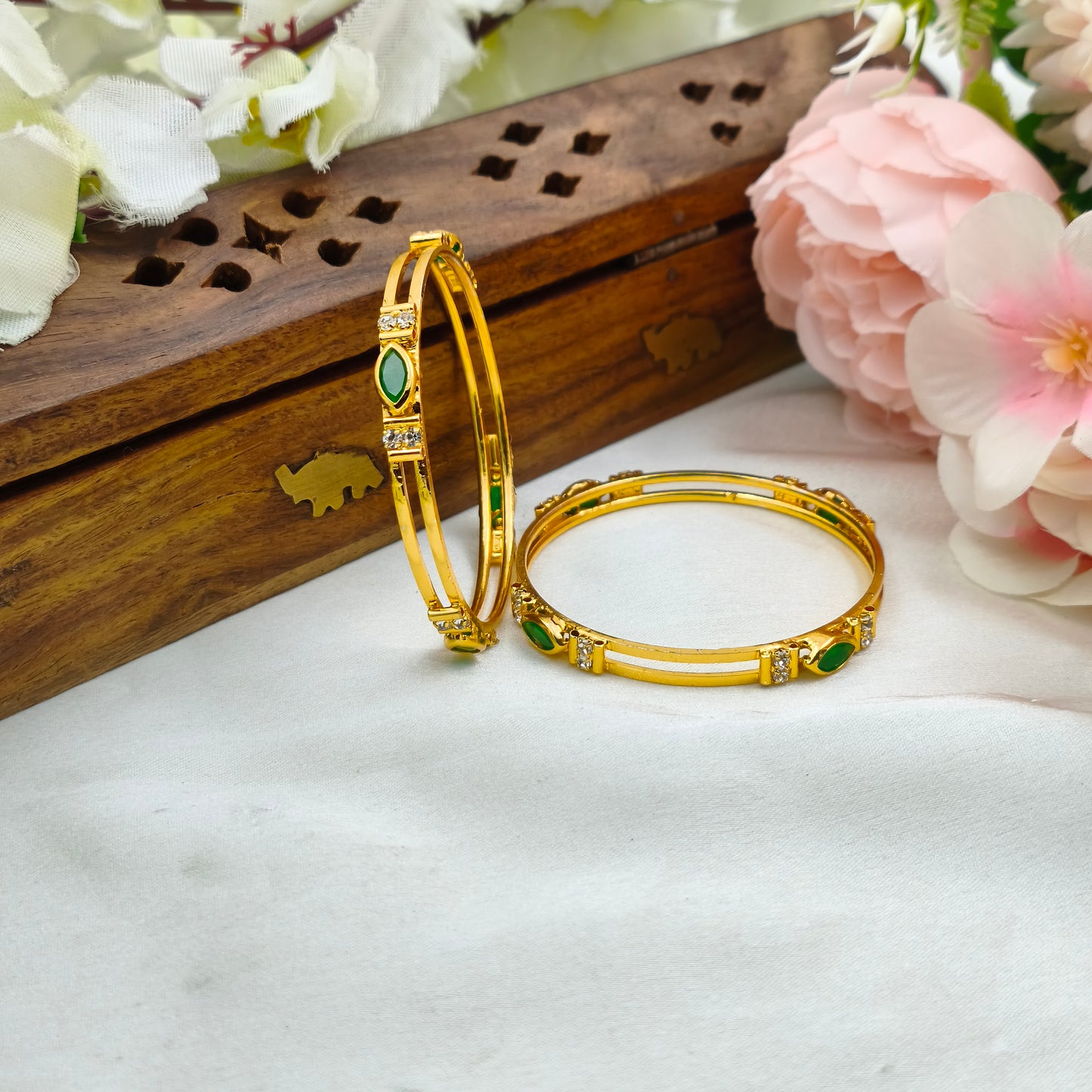 Emerald stone kids bangle