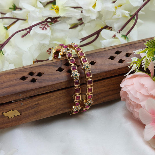 Flower kempu bangle
