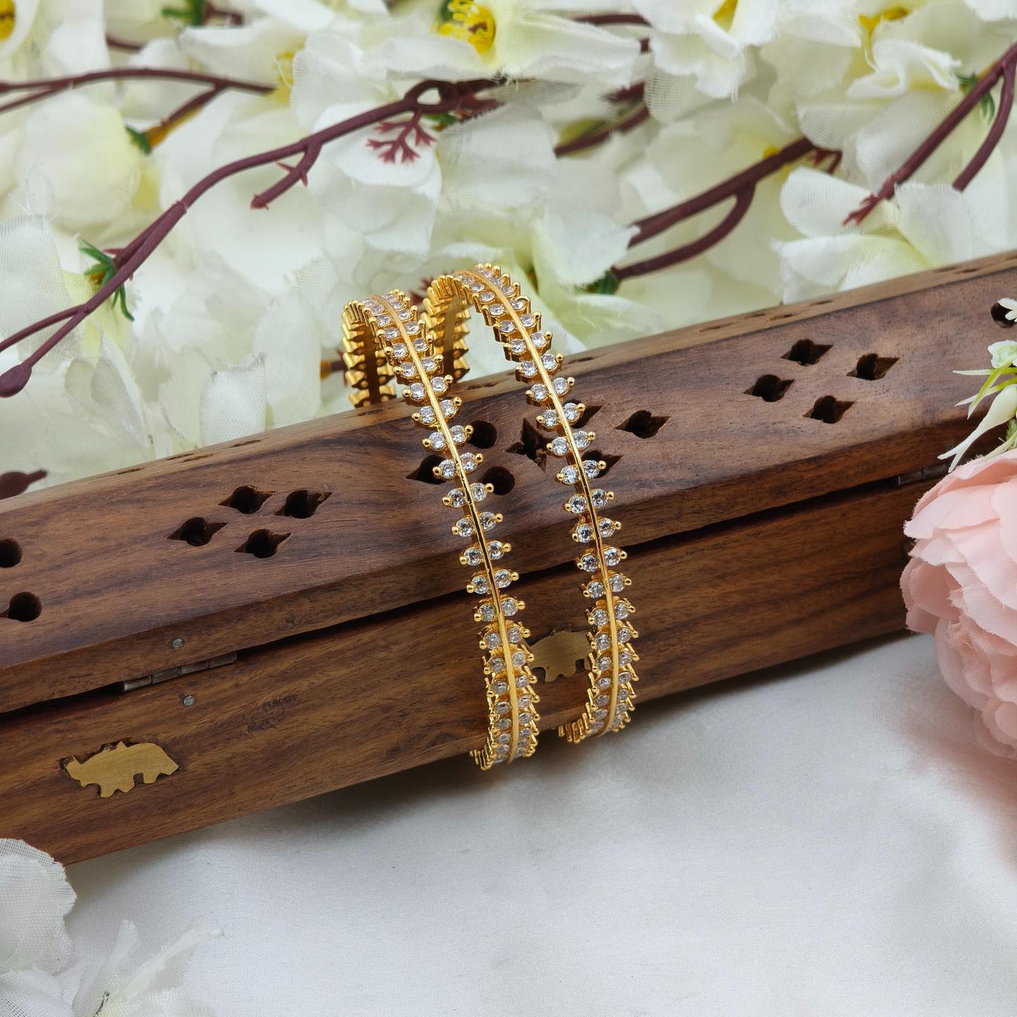 Two leaf kids bangle