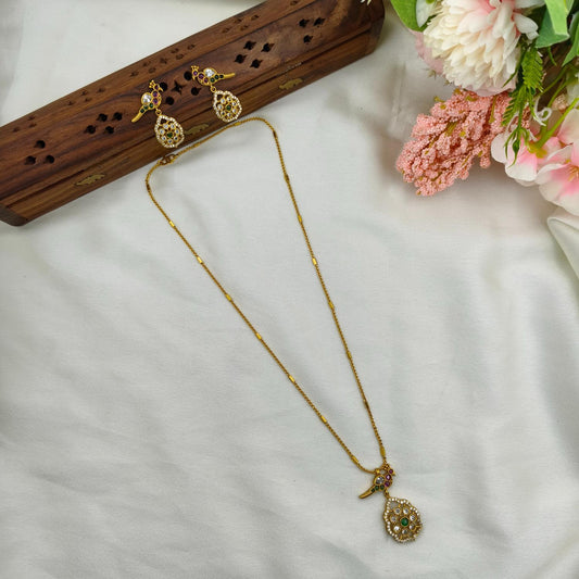 Parrot pendant set chain