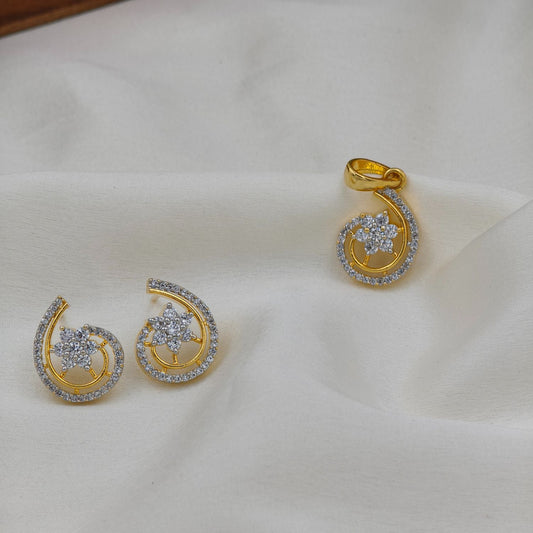 Snail Diamond Pendant