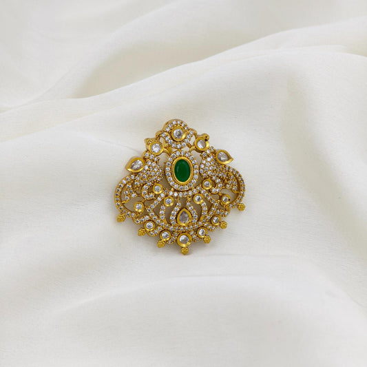 Lura dollar pendant