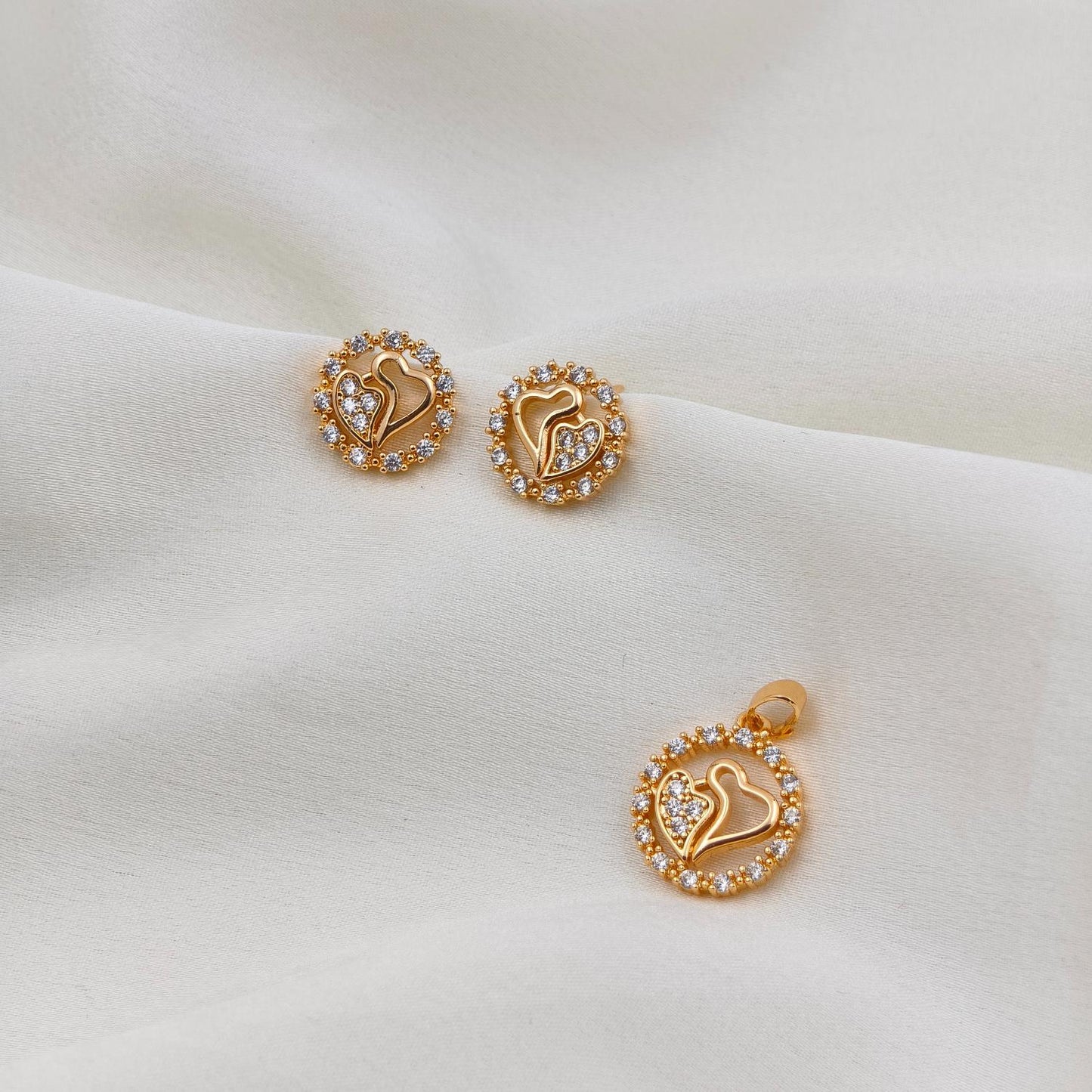 Little heart  pendant set