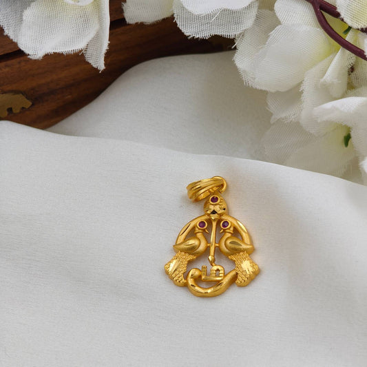 Om pendant