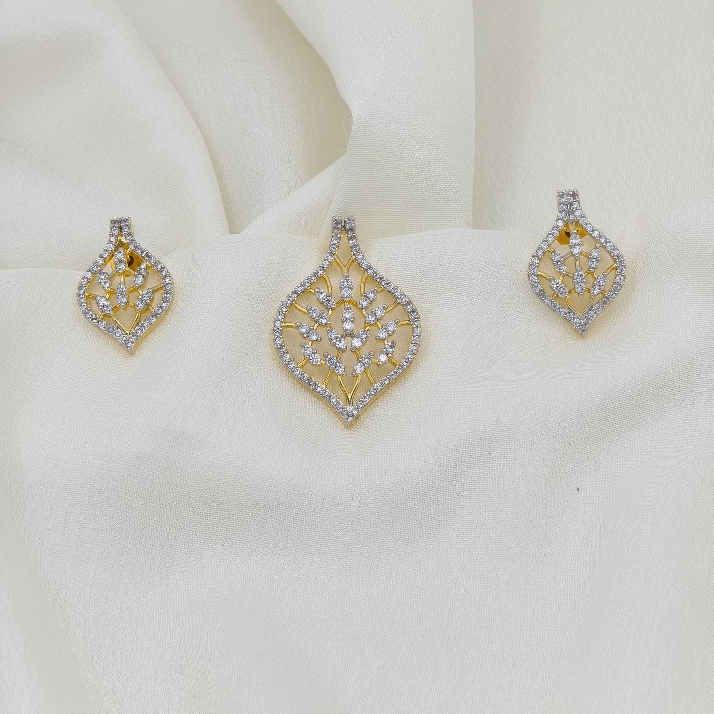 Orbit Diamond Pendant