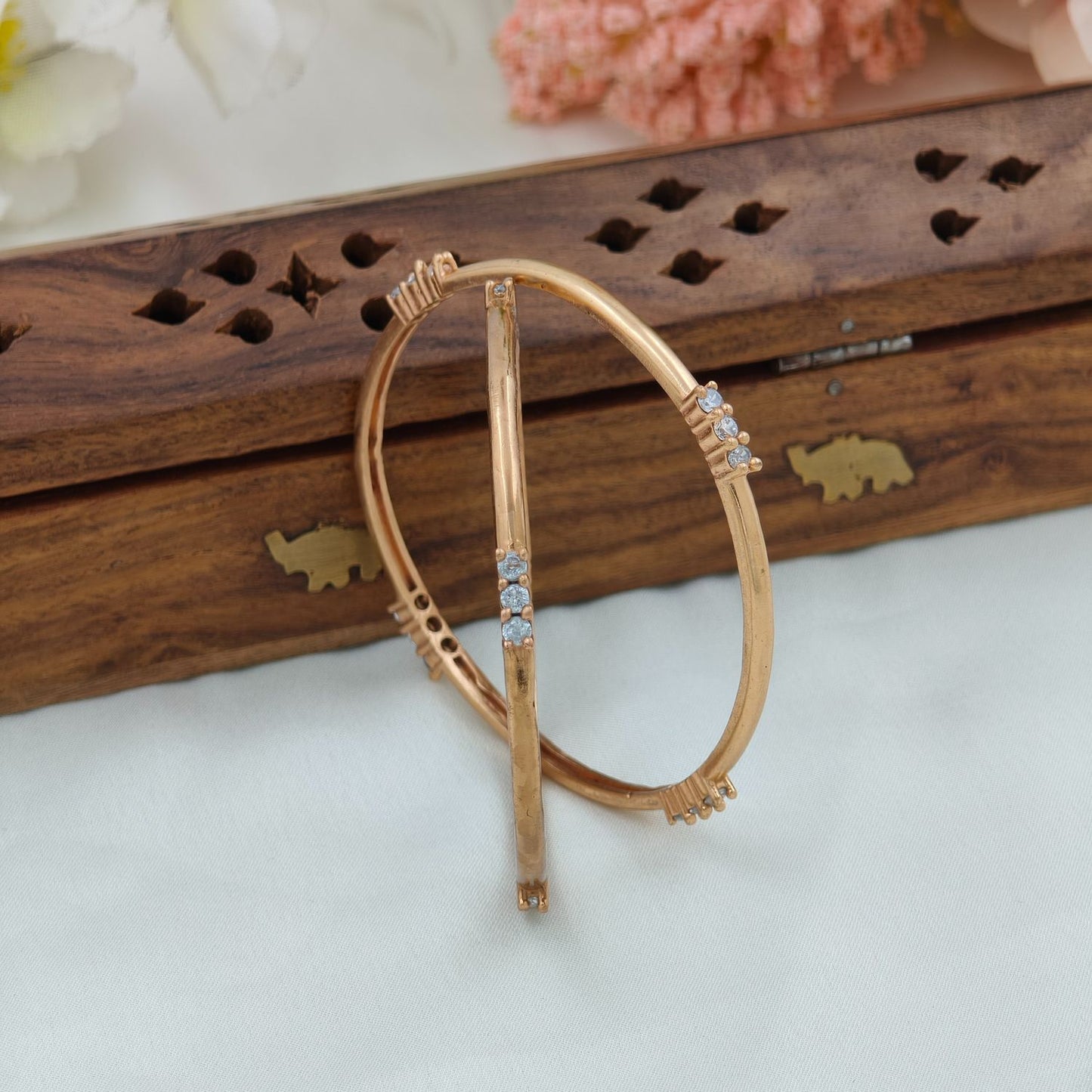Impon 3 stone bangle