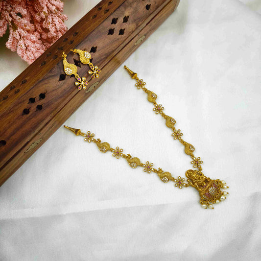 Trendy lakshimi necklace