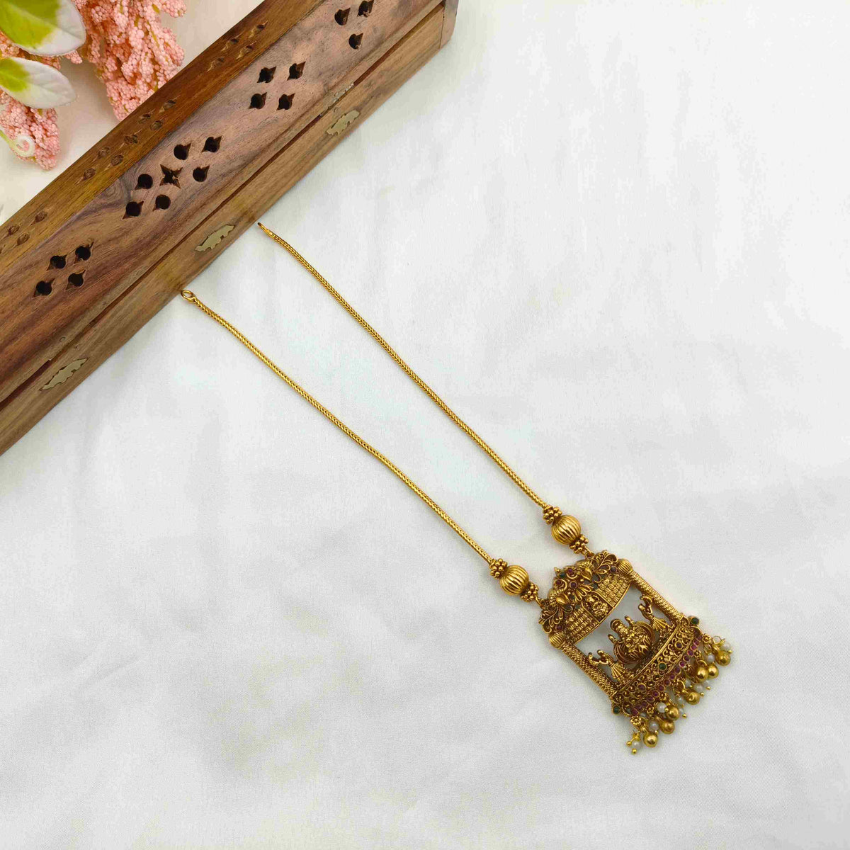 Gopuram necklace