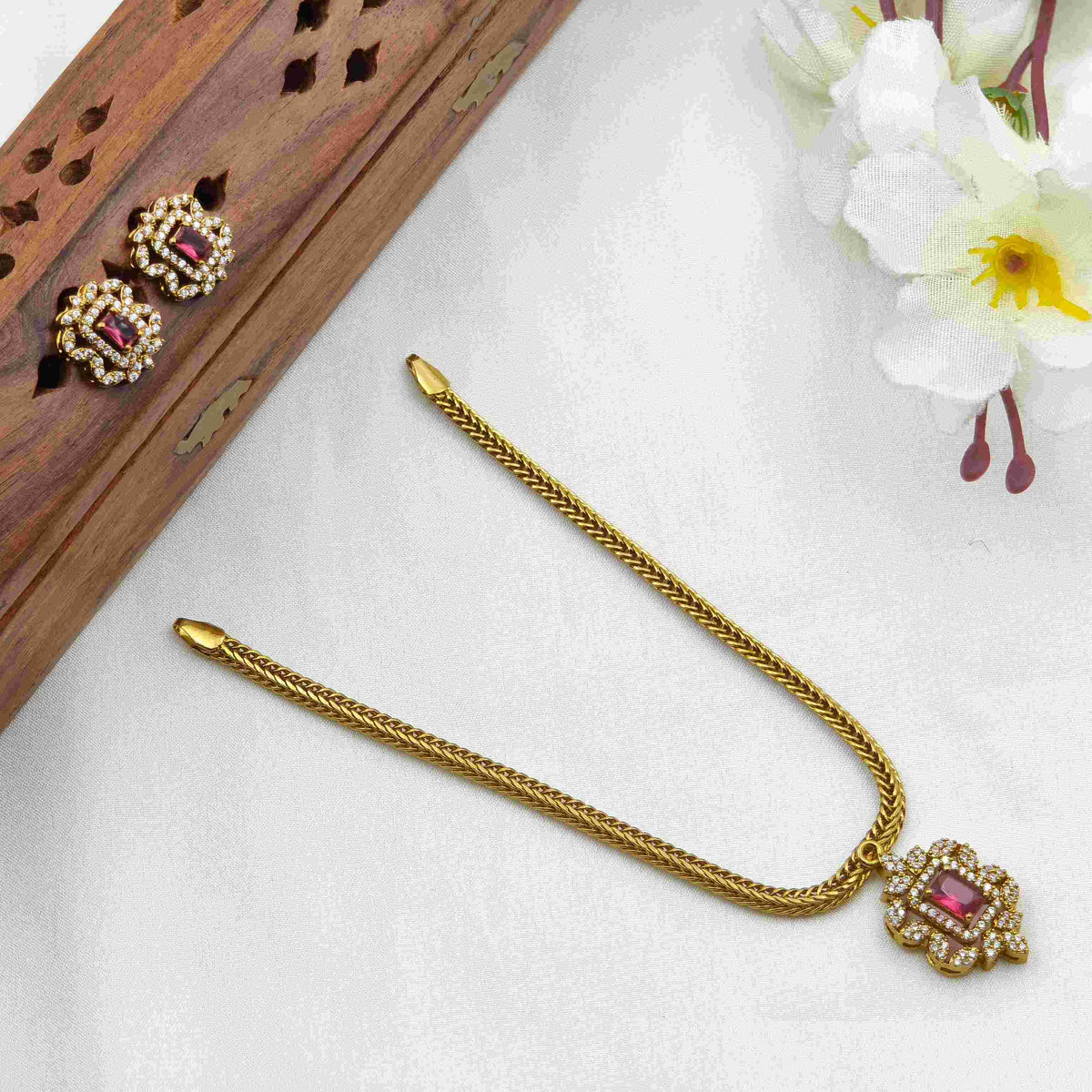 Ruby stone necklace