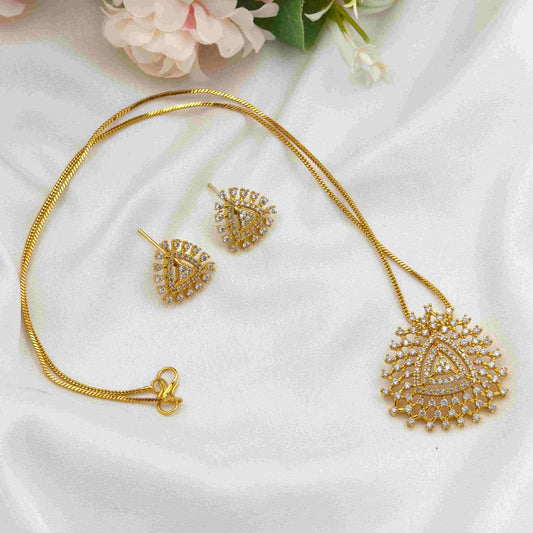 Heera Kolam pendent chain
