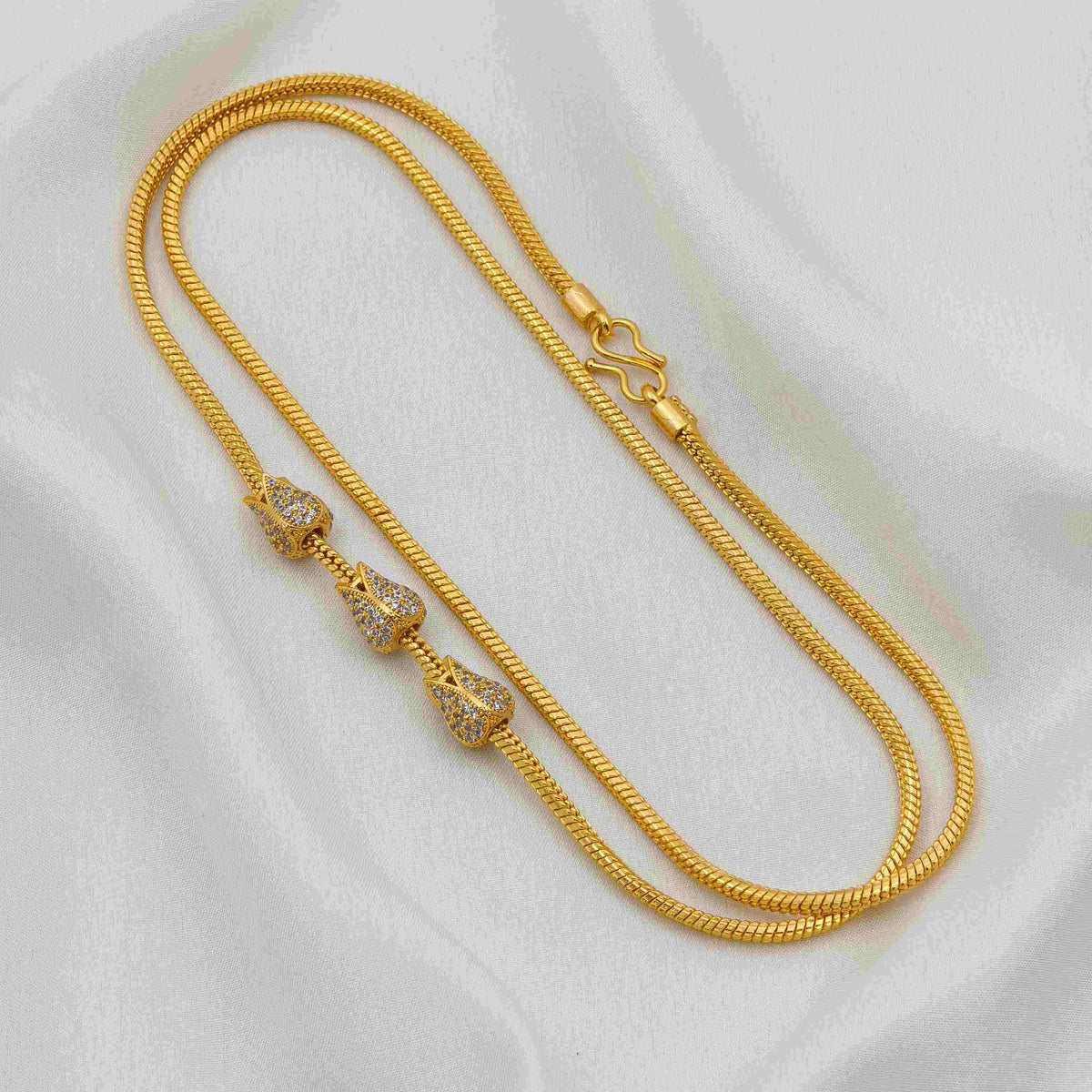 Lotus buds mop chain