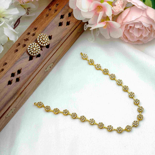 Mini flower diamond necklace