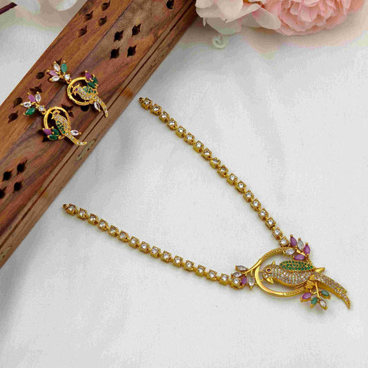 Lovely parrot diamond necklace